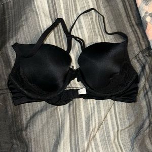 ⚠️LAST TWO MONTHS TO PURCHASE— black push up bra🖤
